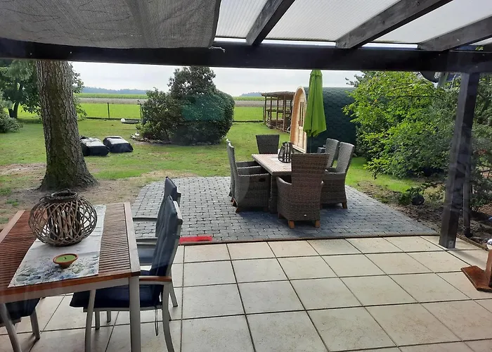 Max Mit Sauna Tatil Evi *